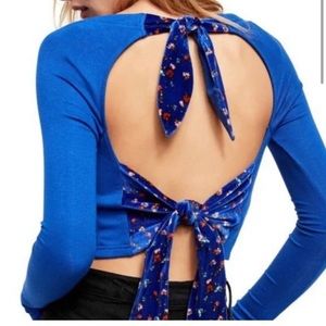 Free People NWT. Looking Forward Blue Flame Crown Sweater